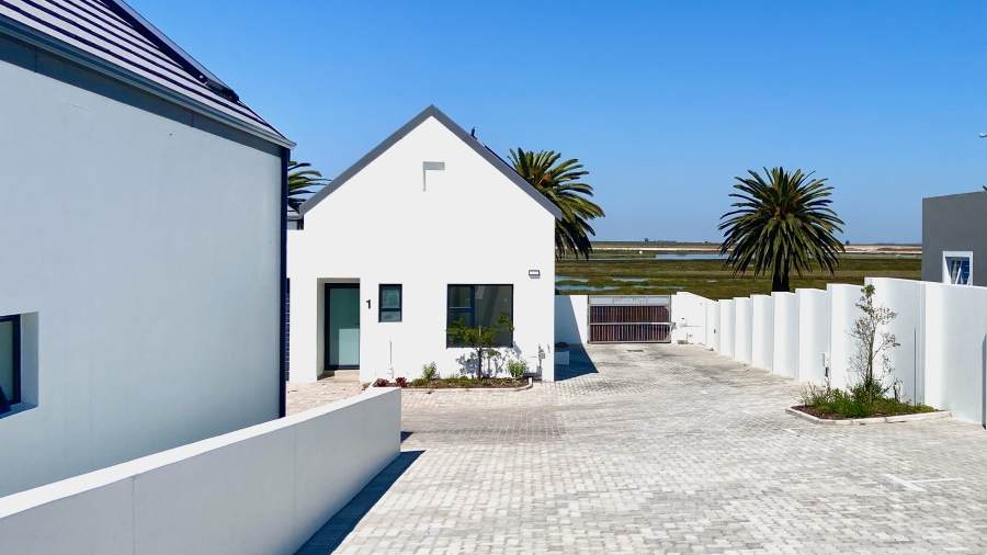 To Let 3 Bedroom Property for Rent in Laaiplek Western Cape